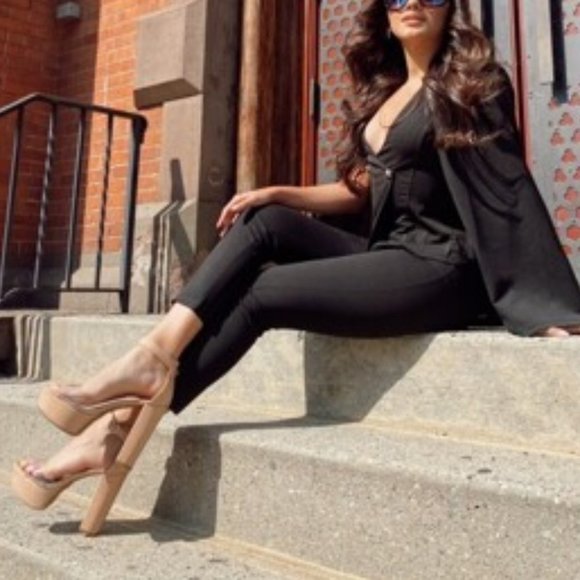 ALL ABOUT CLASS black 2 piece Cape Blazer & Pants Suit - Picture 4 of 16